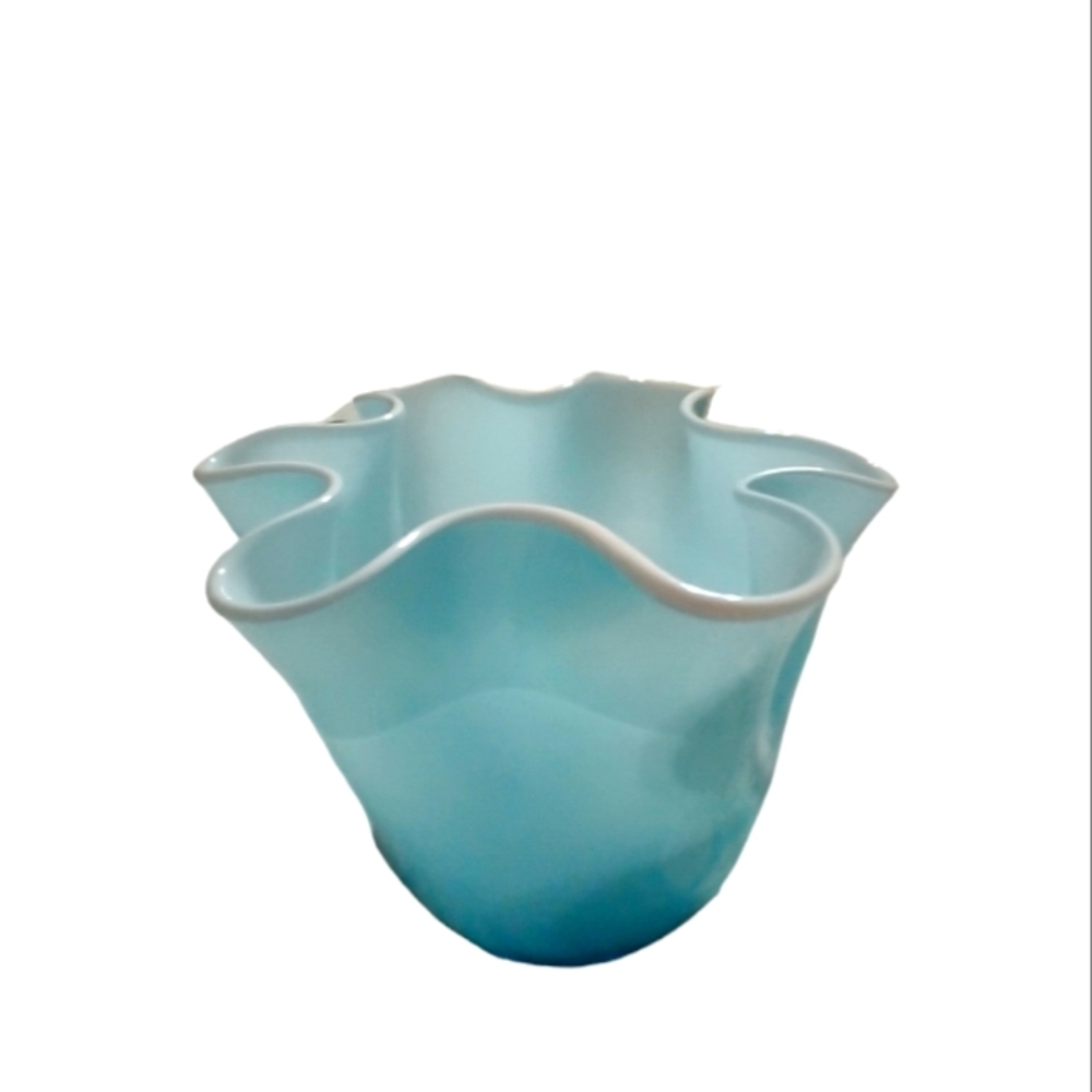 Handblown Artglass Handkerchief Vase Sky Blue Pontil Scar